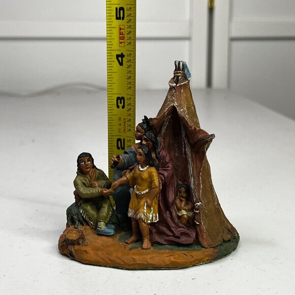Vintage Native American Family & Teepee Resin Figurine - Picture 3 of 7